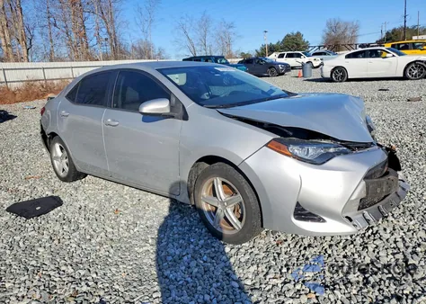 2017 Toyota Corolla L z USA, uszkodzony, nr VIN 5YFBURHE4HP654180